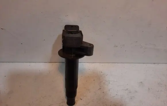 Toyota Corolla E120 E130 High voltage ignition coil 9008019019