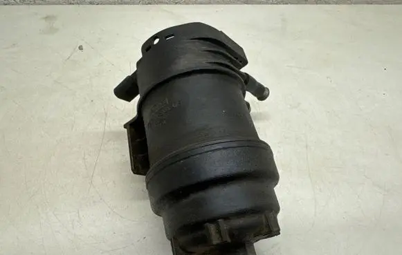 Volvo XC70 Fuel filter housing 6G9N9155CB