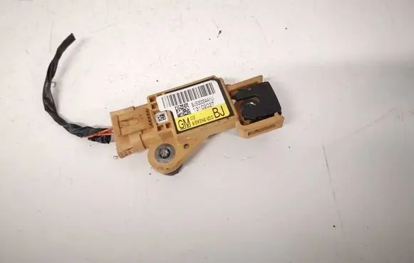 Opel Signum Airbag deployment crash/impact sensor 13102027