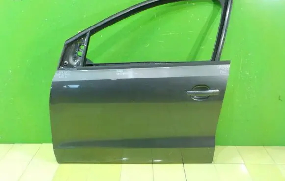 Volkswagen Polo V 6R Front door PRZOD LEWE