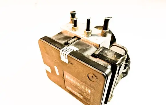 Volvo C30 ABS Pump 30794730AA 4N512C405GB 30794728