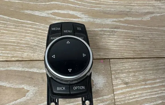 BMW 7 F01 F02 F03 F04 Head unit multimedia control 9320288 19226310 901600025009