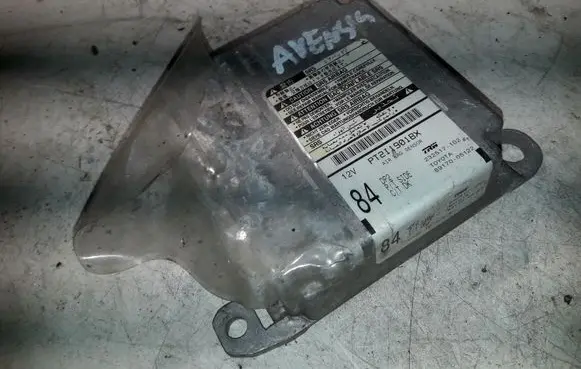 Toyota Avensis T250 Airbag control unit/module 8917005122