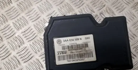Volkswagen PASSAT B7 ABS Pump 3AA614109N