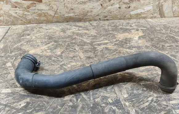 Nissan Terrano Engine coolant pipe/hose