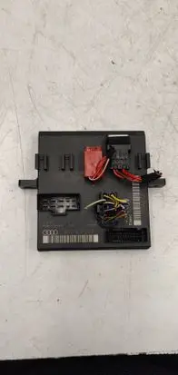 Audi A4 S4 B7 8E 8H Comfort/convenience module 8E0907279L