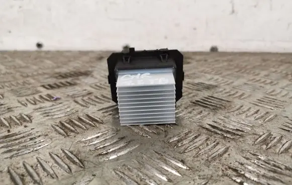 Toyota C-HR I Heater blower motor/fan resistor T1033100QB