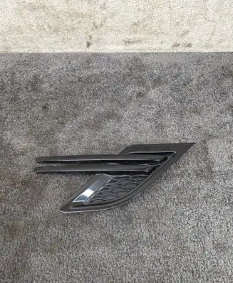 Land Rover Range Rover Sport L494 Fender grill DK62280B10AC DK62280B10BC