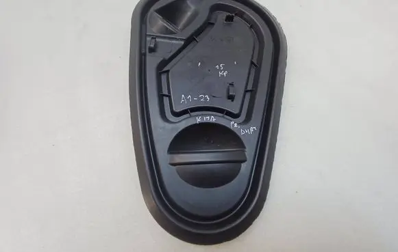 Audi A1 Other front door trim element 82E837915