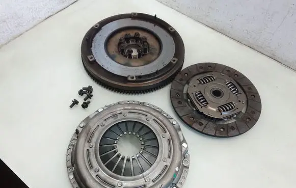 Chrysler Voyager Clutch set kit ADA103001 90592120f