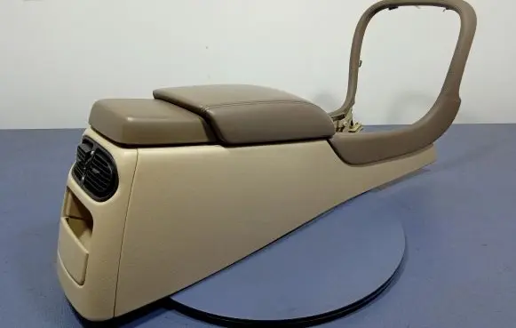 Jaguar S-Type Center console