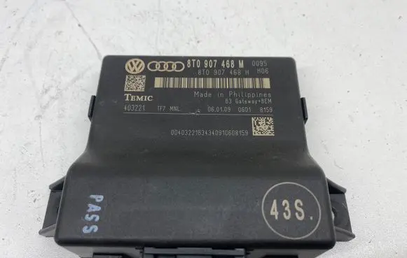 Audi A4 S4 B8 8K Gateway control module 8T0907468M 8T0907468H