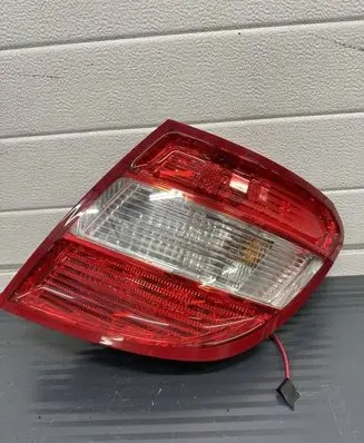 Mercedes-Benz C W204 Rear/tail lights 2048203264