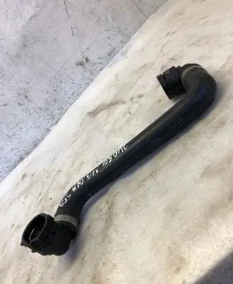 Mercedes-Benz GLA H247 Engine coolant pipe/hose A2475011164