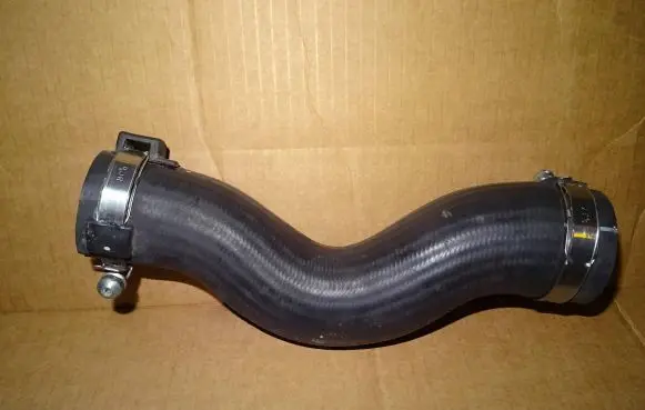 KIA Sportage Engine coolant pipe/hose 28253-2M410
