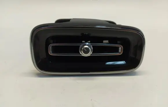 Volvo XC40 Dashboard side air vent grill/cover trim 31442625