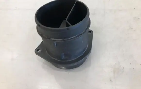 Jaguar F-Pace Mass air flow meter T2H7707 G4D312B579AA