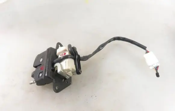 Alfa Romeo 159 Tailgate/trunk/boot lock/catch/latch