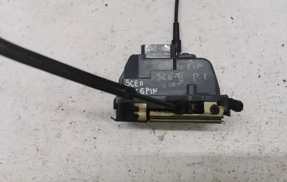 Renault Scenic II - Grand scenic II Front door lock