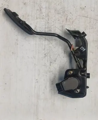 Toyota Corolla Verso E121 Accelerator throttle pedal 7811135030