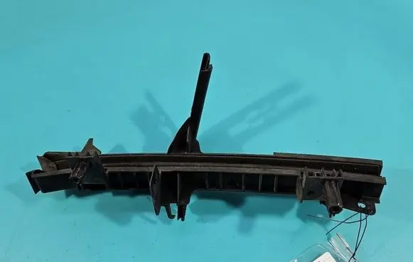 Ford Focus Other engine bay part JX7BA21979A IMPRK1583111
