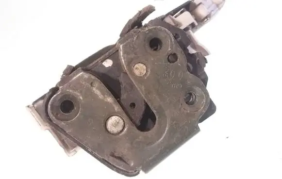 Nissan Almera Rear door lock 8255361U01