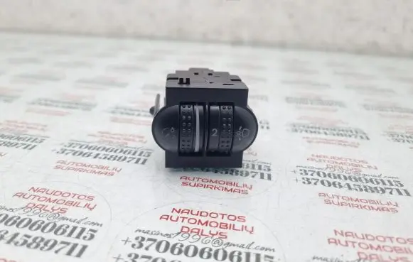 Volkswagen PASSAT B5 Headlight level height control switch 3B0941333C