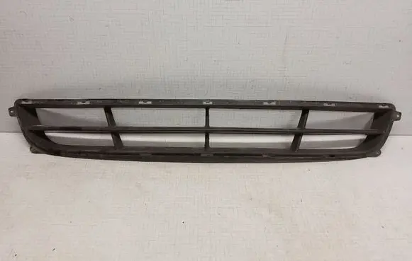 Hyundai Sonata Front bumper lower grill 865613K000