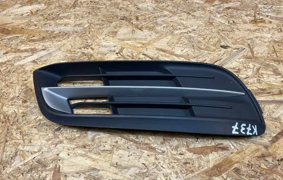 BMW 5 F10 F11 Front bumper lower grill 7331734