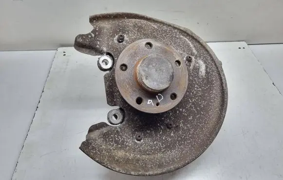 Audi A4 S4 B8 8K Rear wheel hub spindle/knuckle 