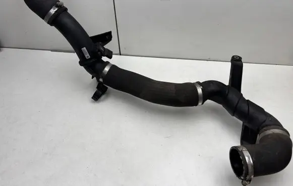 Audi Q3 8U Intercooler hose/pipe 5N0145833A 5N0145770E 5N0145792B