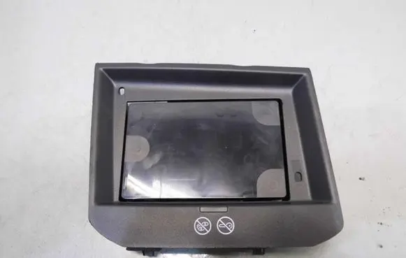 Peugeot 5008 II Wireless charging module 