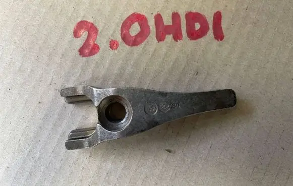Peugeot 407 Fuel Injector clamp holder 2.0HDI