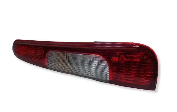 Ford C-MAX I Rear/tail lights 146653KASACJA 146653