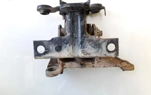 Ford Mondeo MK I Engine mount bracket f4swe0020611 a359a