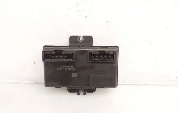 Ford Mustang Mach-E Air conditioning/heating control unit LJ8T18C612AG 2101910S4F