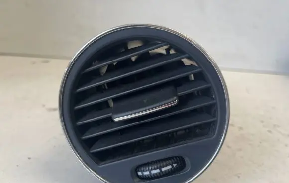 Mercedes-Benz CLS C219 Dashboard side air vent grill/cover trim A2198300254