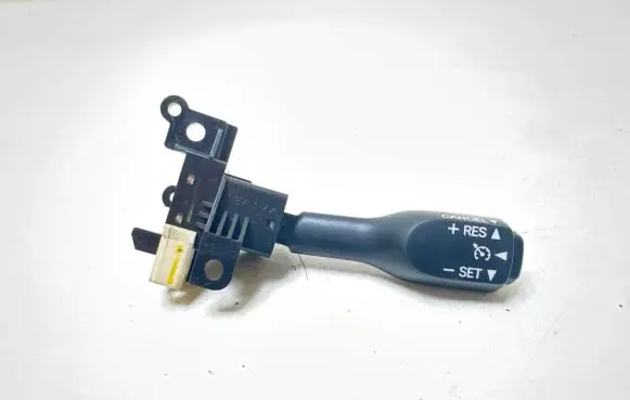 Toyota Avensis T250 Cruise control stalk 18A174