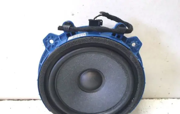 Hyundai Tucson TL Front door speaker 96330N7150