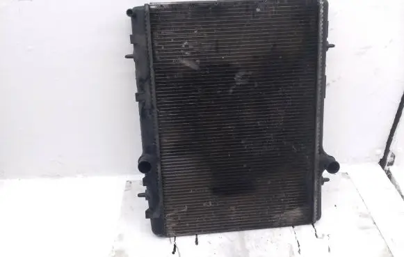 Coolant radiator