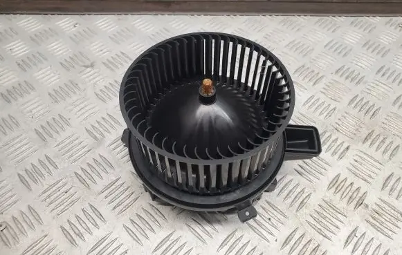 Audi Q8 Heater fan/blower 4M1820021C