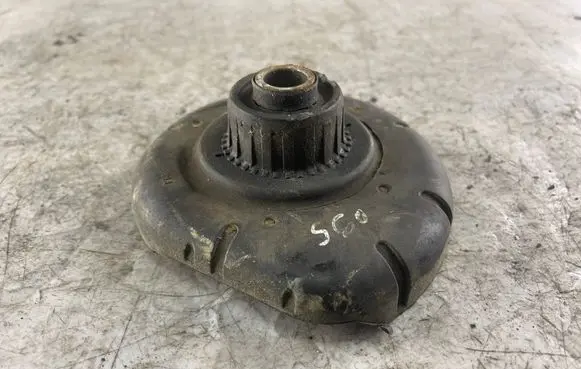 Volvo V70 Front coil spring rubber mount 