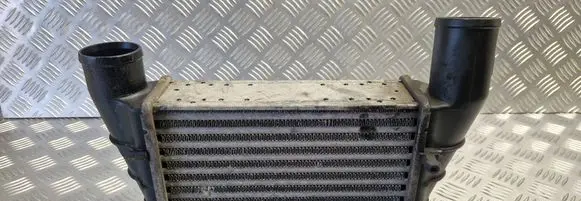Volkswagen PASSAT B5 Intercooler radiator 058145805A