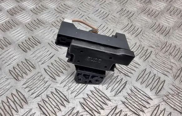 Toyota Avensis T250 Fuse module 