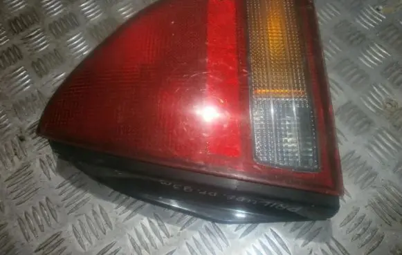 Honda Prelude Rear/tail lights 0431150r