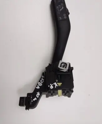 Skoda Octavia Mk2 (1Z) Light switch 1K0953513G