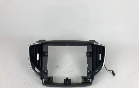 Maserati Ghibli Dash center air vent grill 670066392