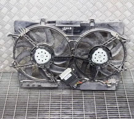Audi Q3 8U Radiator cooling fan shroud 8K0121003AD M161001