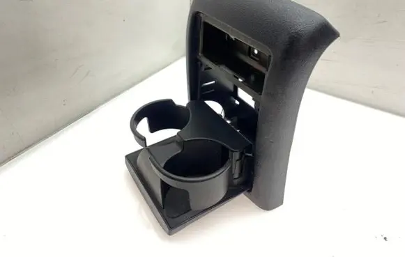 Subaru Outback Cup holder back 