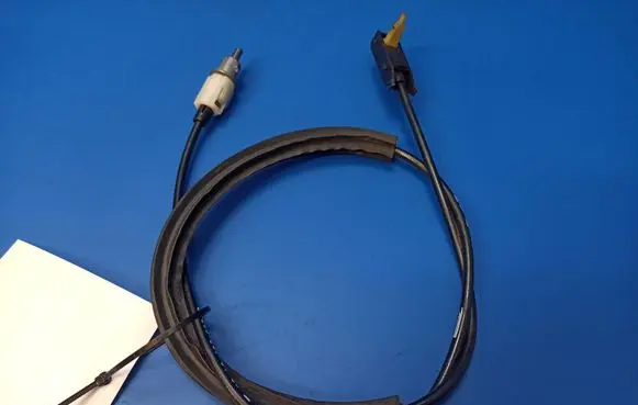 Mercedes-Benz C W203 Gear shift cable linkage 2032670164